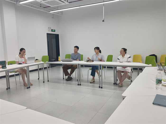 马克思主义学院开展新进教师成长沙龙第二期新入职教师“磨课”活动