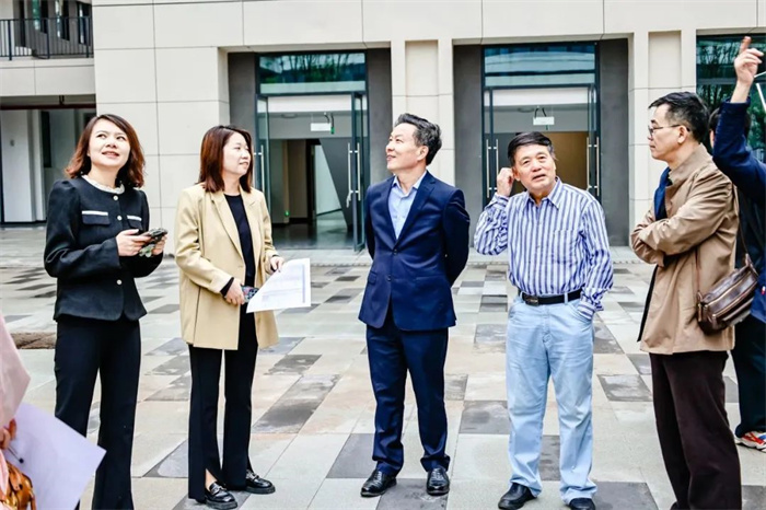 重庆城市科技学院巴南校区开学第一课课堂检查