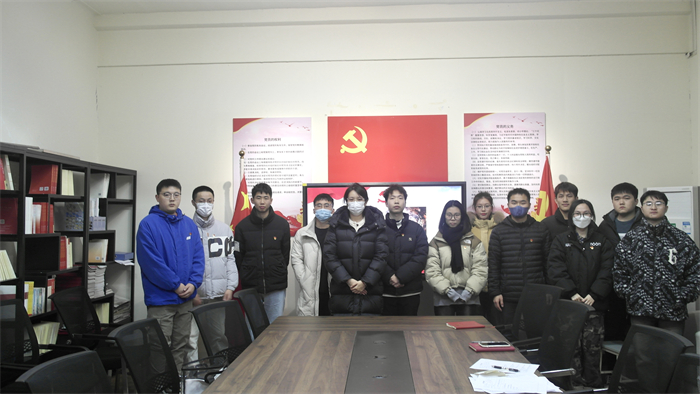 建筑与土木工程学院学生第六党支部开展党日活动