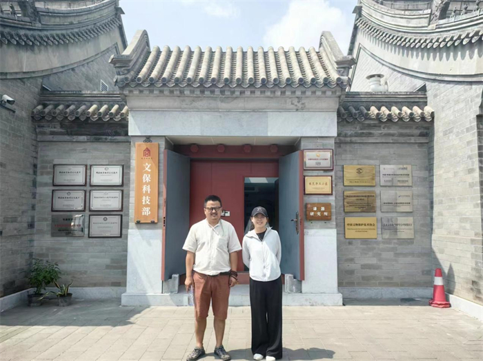 艺术与传媒学院书法系举办“字画装裱与修复培训”分享活动