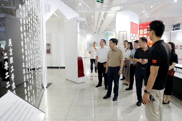【中国网】重庆城市科技学院赴燕京理工、上海立达调研学习