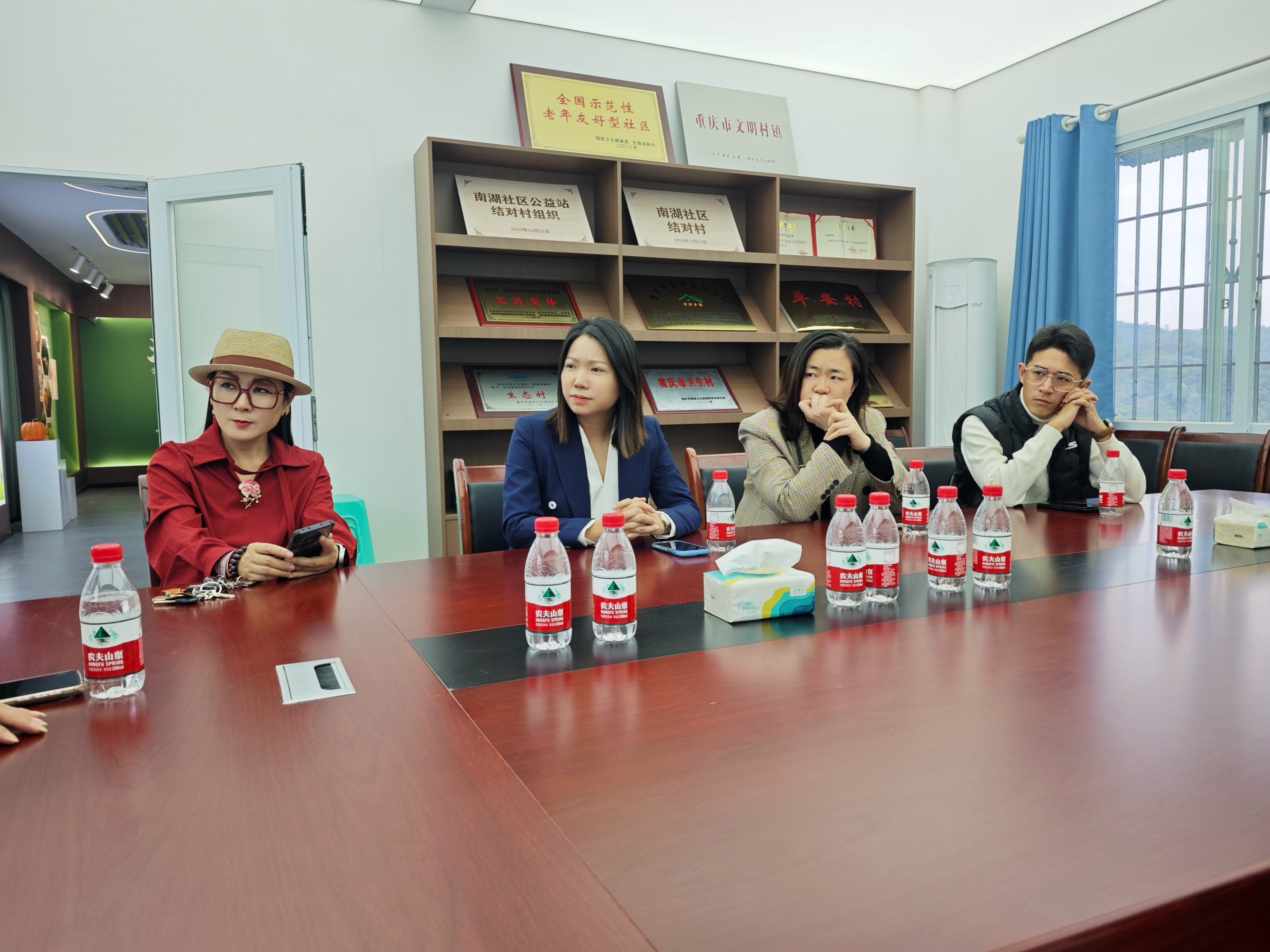 艺术与传媒学院赴重庆市南岸区迎龙镇清油洞村走访交流