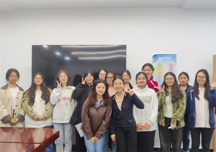 人文学院中国语言与文化系学生启航实习之旅