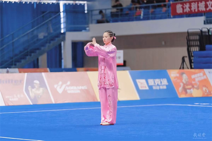 重庆城市科技学院教师在第三届全球太极拳网络大赛上载誉而归