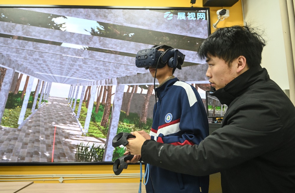 【重庆日报】图片新闻｜筑梦未来 特教学生体验大学生活的丰富多彩