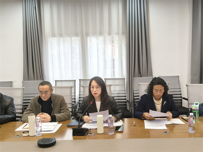 马克思主义学院成功举办2025年教师教学创新大赛指导会